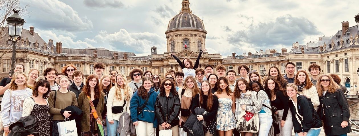 South HIgh School Students Group Photo Europe Trip 2024